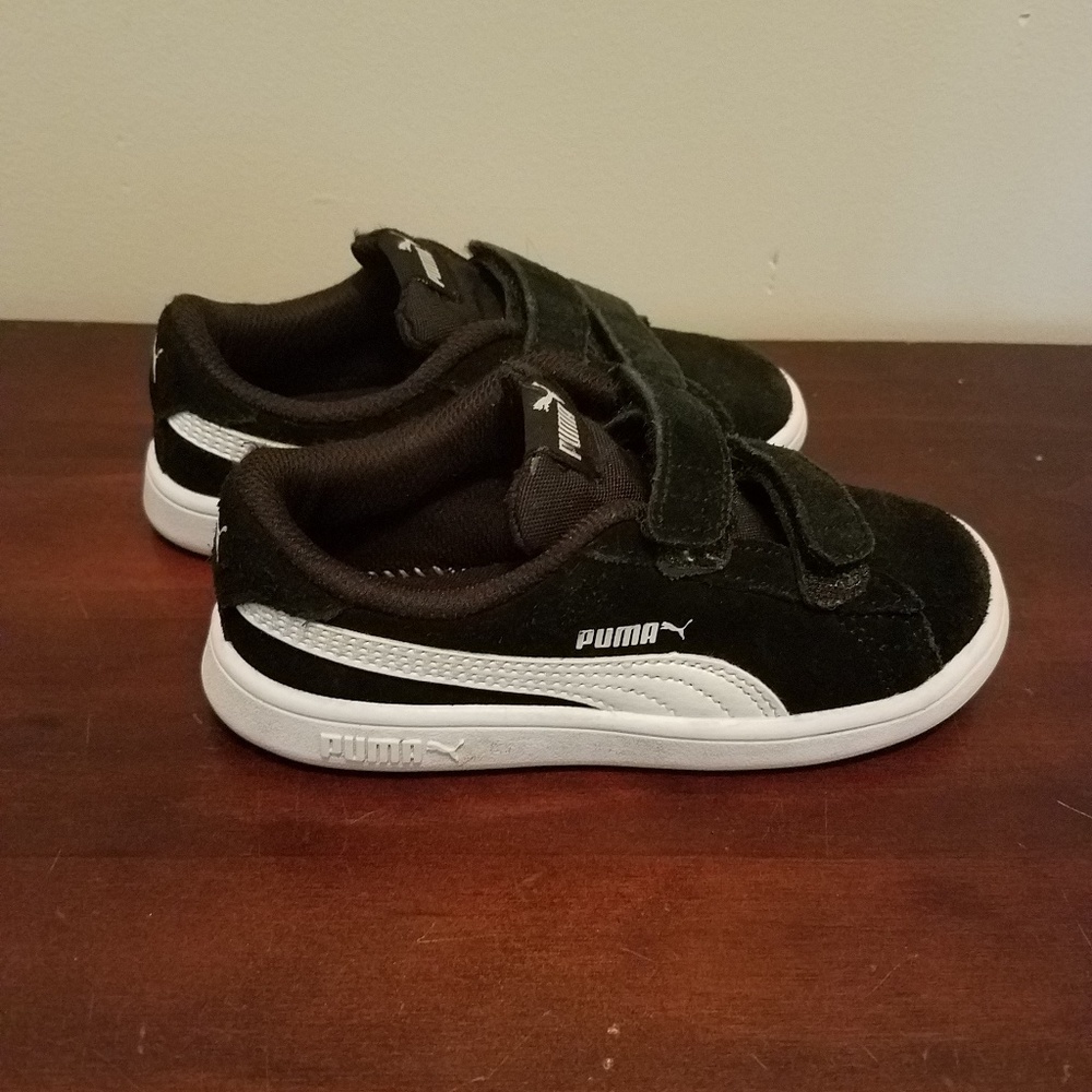 Shoes - Picture 3 of 4
